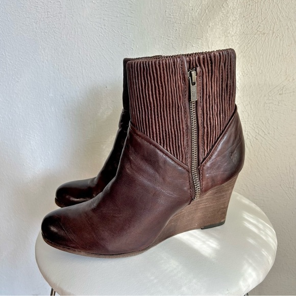 Frye 'Corby' Side Zip Ruched Brown Leather Wedge Ankle Boot Size 10 M - Picture 8 of 11